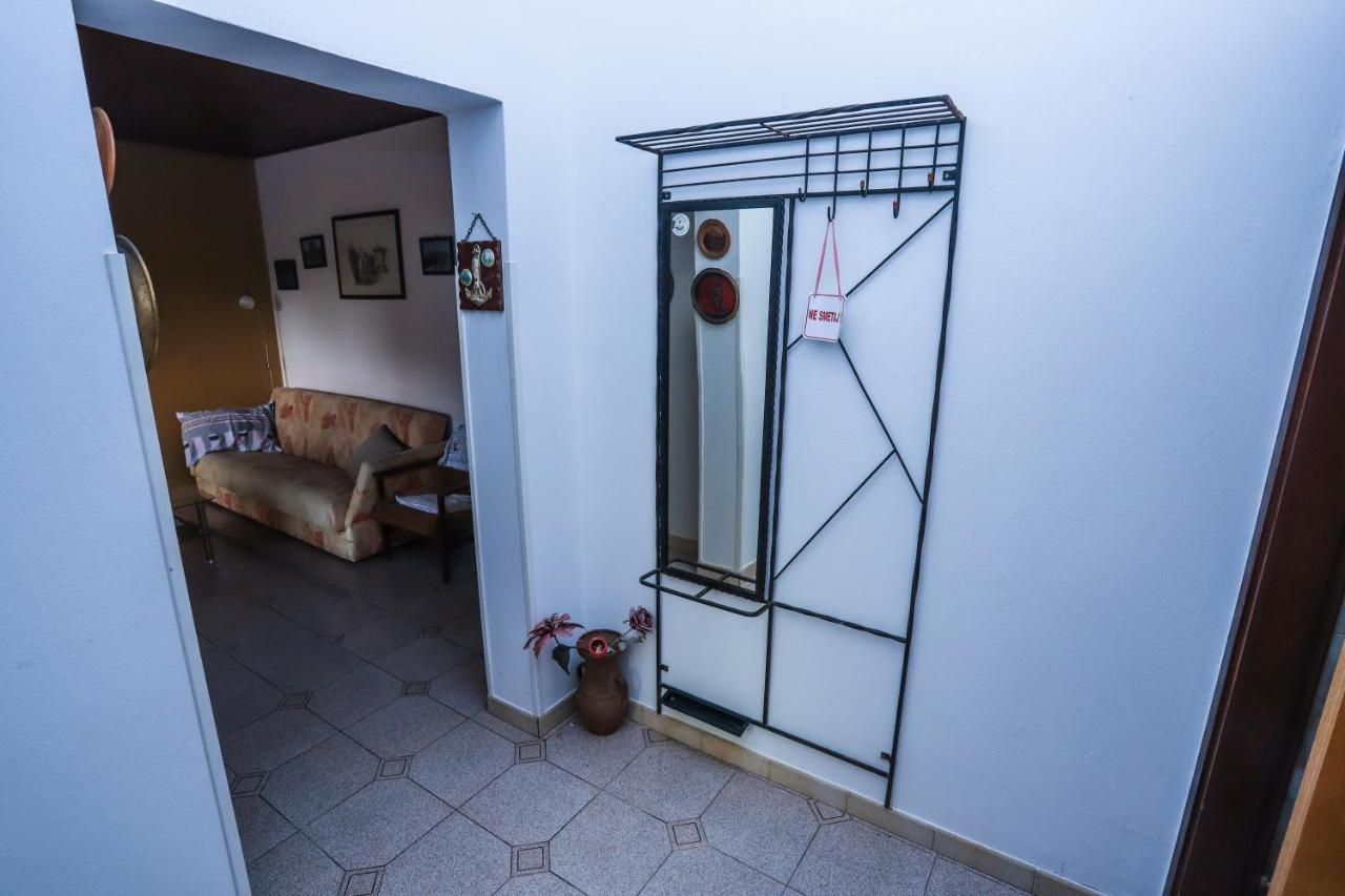 Dolores Appartement *